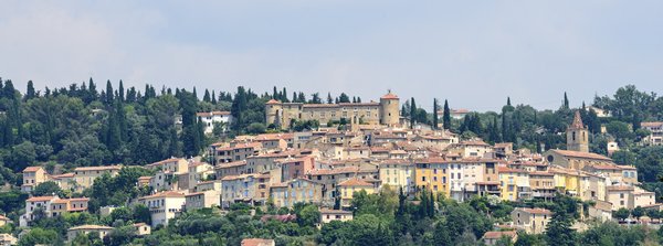 Comment organiser des vacances en Provence avec des ateliers de fabrication de savon et des balades en vélo?